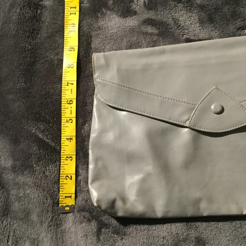 Special White Colored Bag - Picture 7 of 7